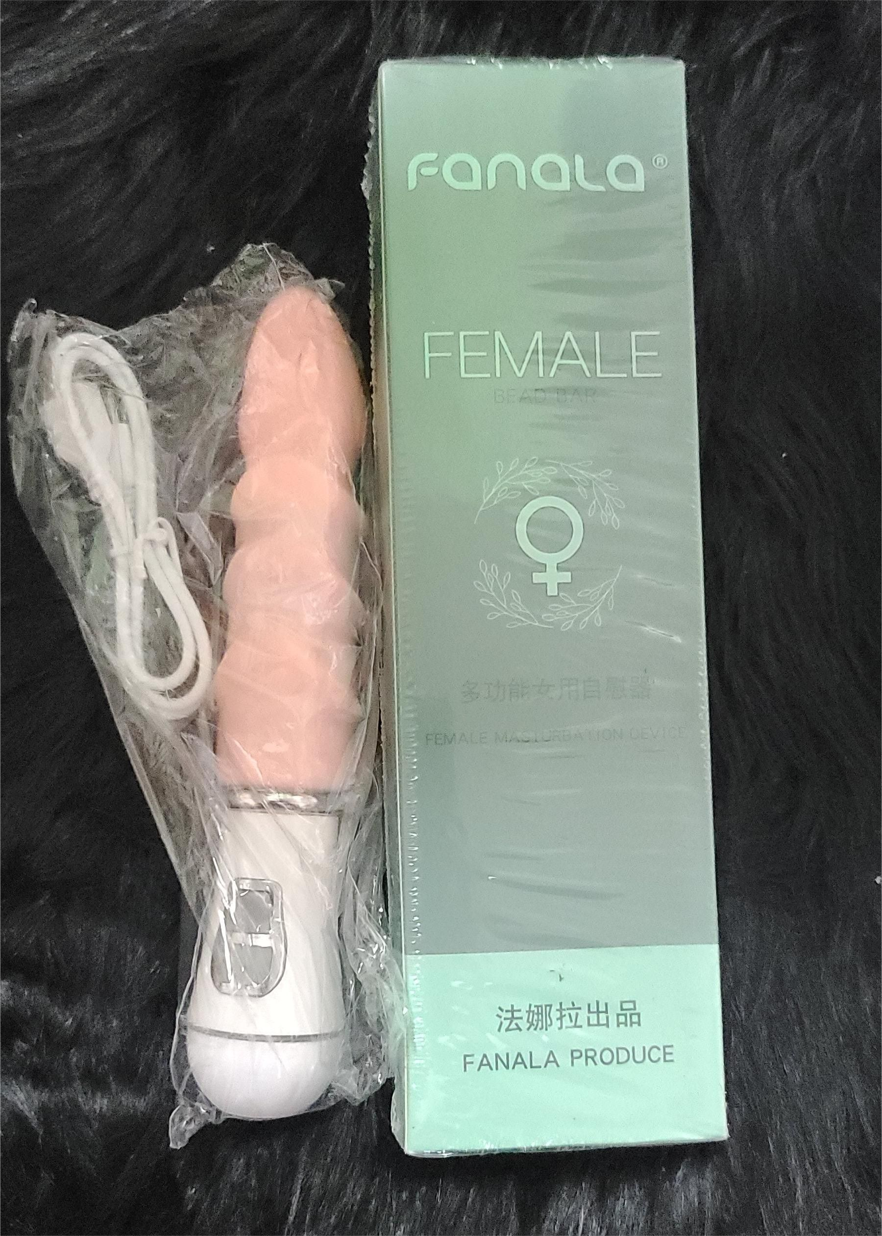 USB Rechargeable Textured Vibrating Massager – Soft-Touch Finish, Dual-Button Control & Ergonomic Curved Design